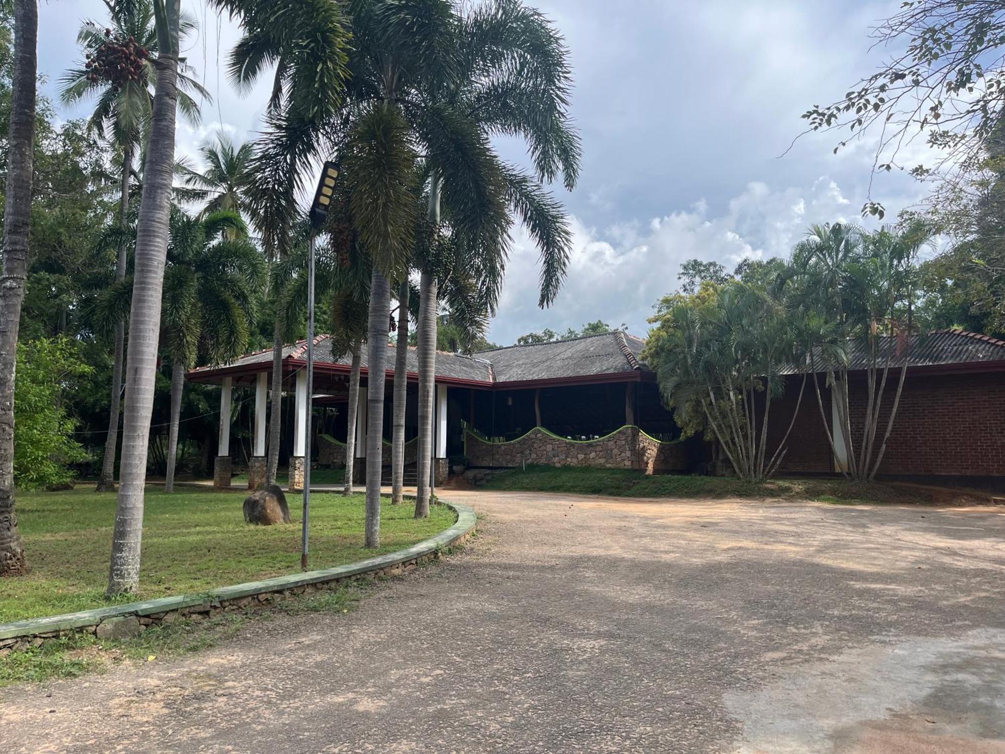 Royal Green Garden - Puttalam Exteriér fotografie